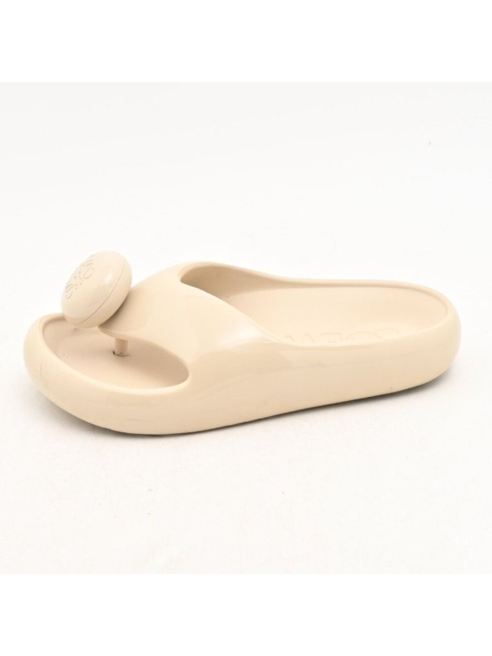 Loewe Sandals Form Pebble Ivory